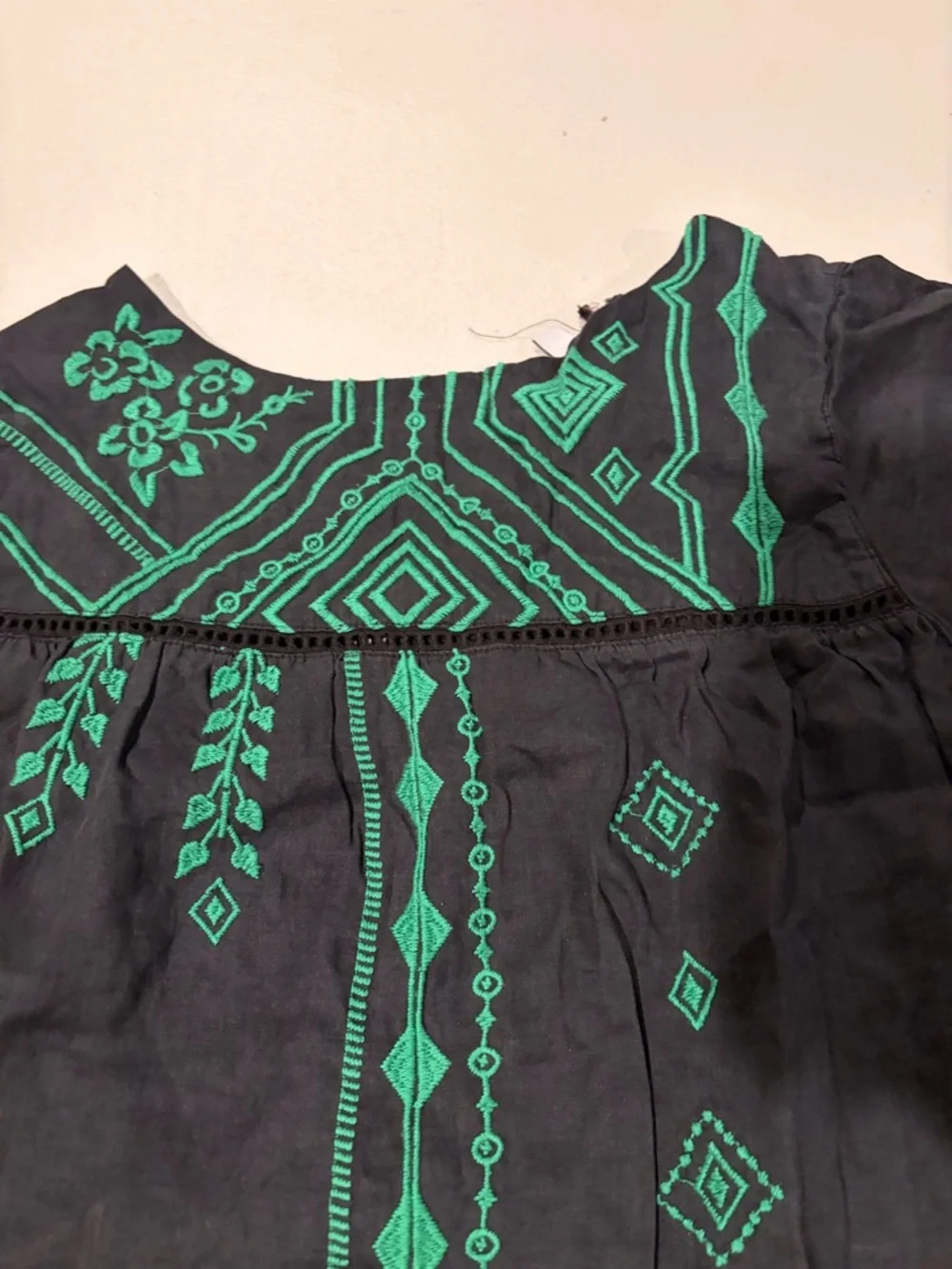 JOHNNY WAS Women’s Medium  Green Embroidered Willow Boho Tunic Dress Petal